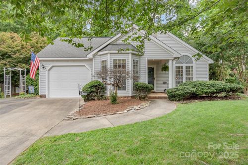 9011 Brad Ct, Matthews, NC, 28104-5168 | Card Image