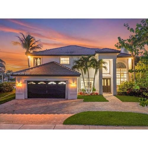 1108 Nw 180th Ave, Pembroke Pines, FL, 33029-3170 | Card Image