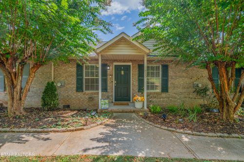 815 Calypso Way, Knoxville, TN, 37923-6253 | Card Image