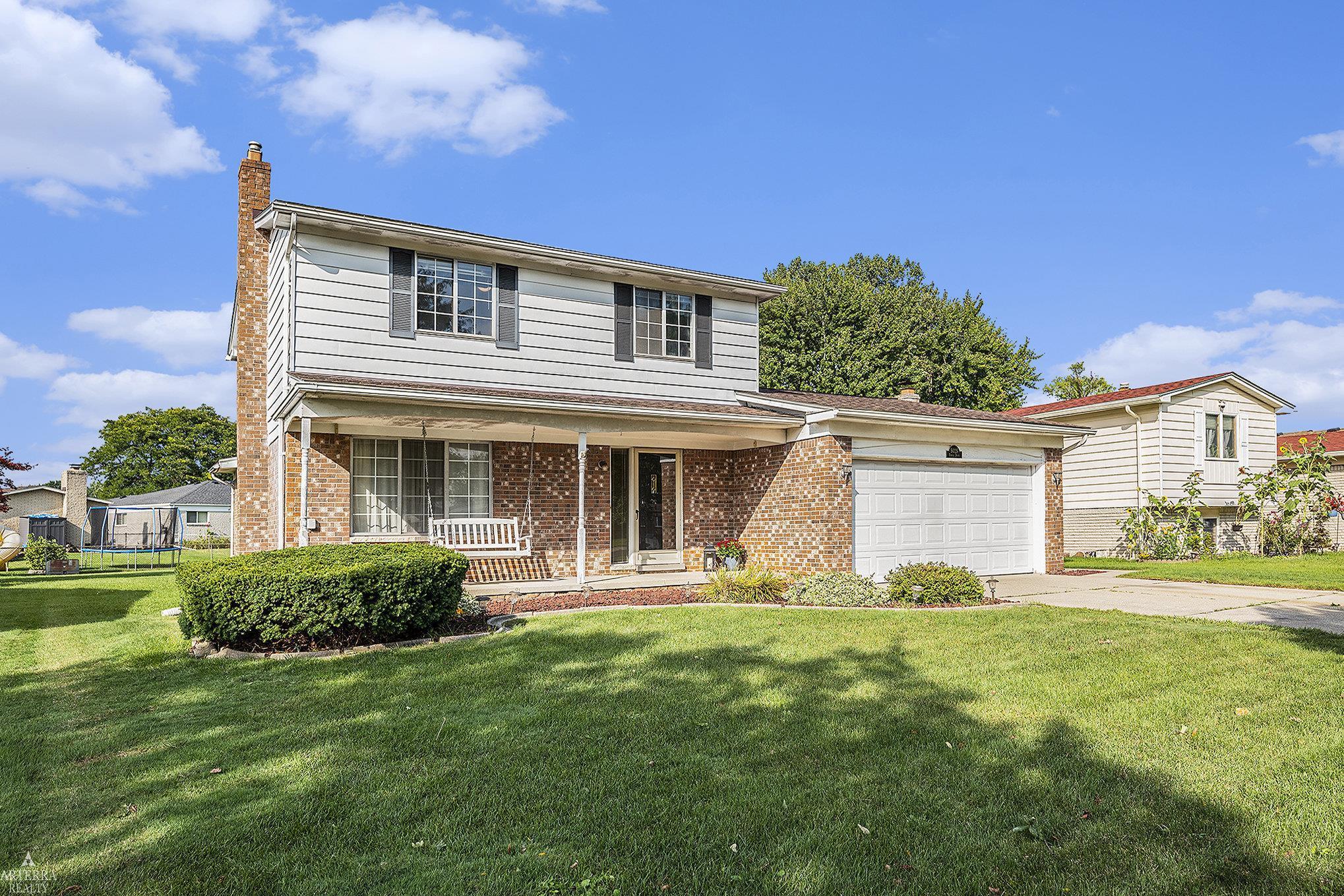 Temple Dr, Sterling Heights, MI 48310