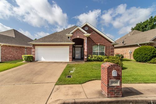 1836 Hollylake Circle, Tyler, TX, 75703 | Card Image