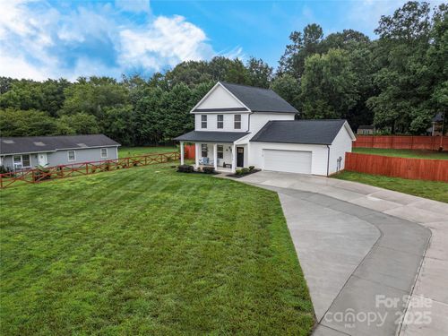 10314 Buccaneer Rd, Charlotte, NC, 28227-9739 | Card Image