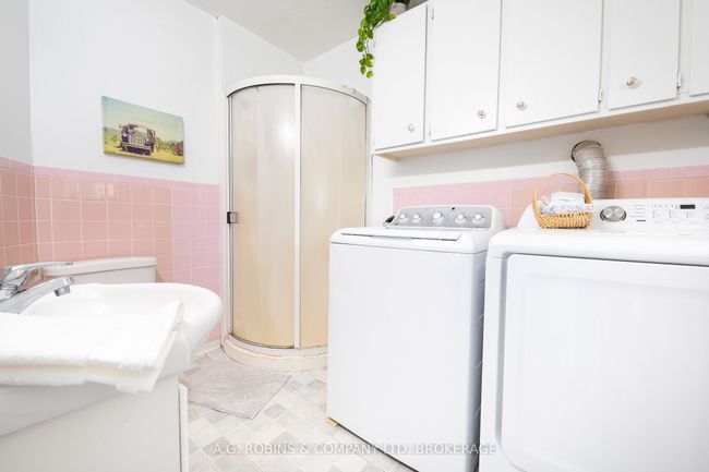 52 Charles St, House other with 4 bedrooms, 2 bathrooms and 3 parking in Port Colborne ON | Image 12