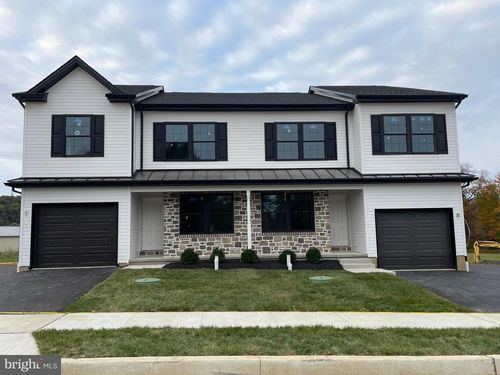 6173 Rizzuto Way, Coopersburg, PA, 18036-3101 | Card Image