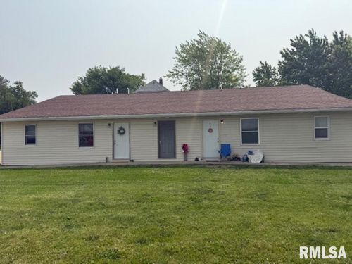 102 Main Street, Camp Grove, IL, 61424 | Card Image