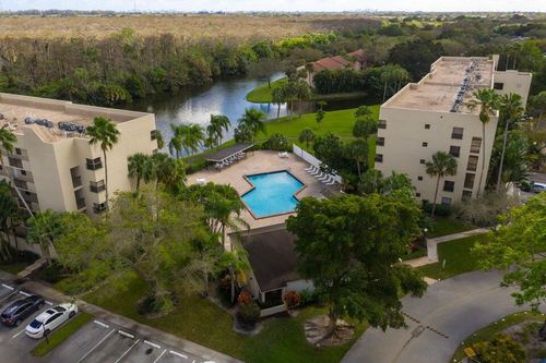 d404-3100 Nw 42nd Ave, Coconut Creek, FL, 33066-2195 | Card Image