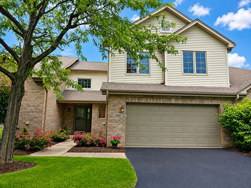20165 Crystal Lake Way, Frankfort, IL, 60423-8832 | Card Image