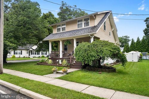 501 E Evesham Ave, MAGNOLIA, NJ, 08049-1015 | Card Image