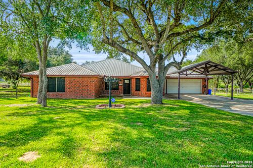 4743 Fm 775, La Vernia, TX, 78121-4703 | Card Image