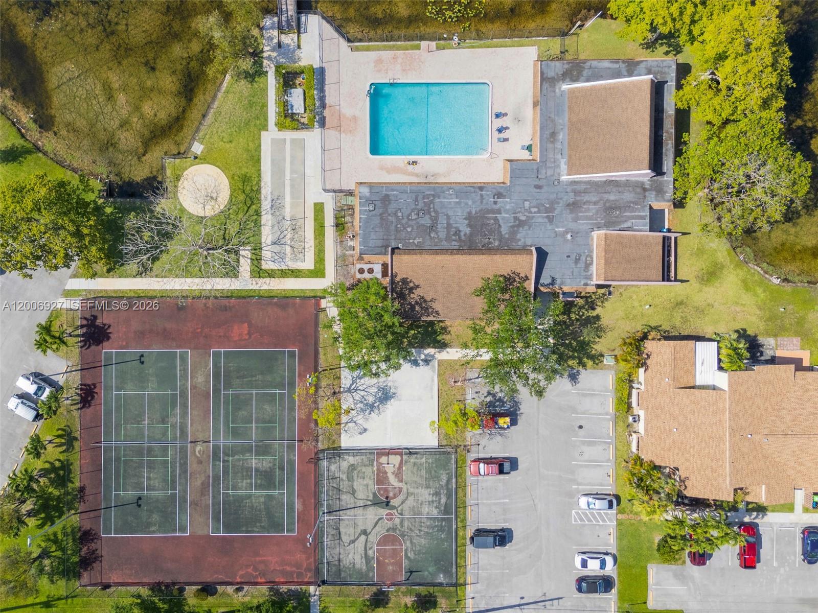 Residential in Sunrise 5