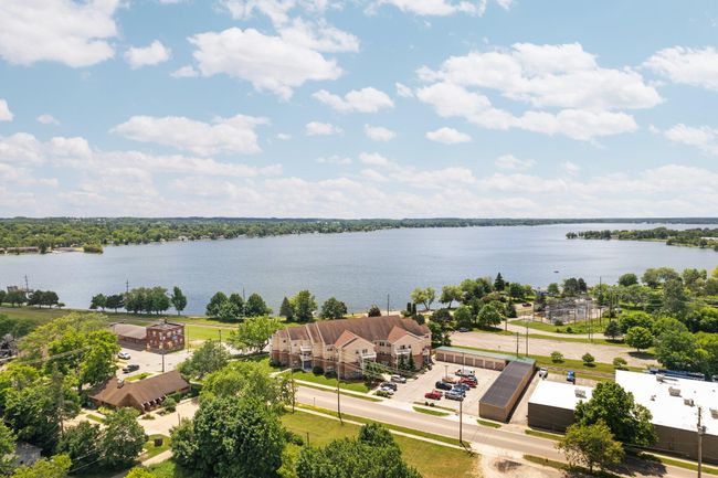 UNIT-104 - 301 N Lake St, Condo with 2 bedrooms, 2 bathrooms and null parking in Cadillac MI | Image 31