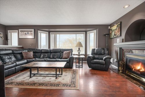 849 Inez Pl, Nanaimo, BC, V9R7A3 | Card Image