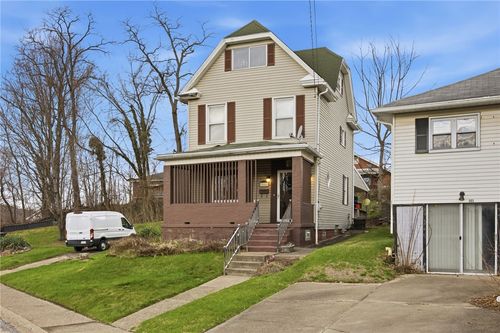 501 Camp Ave, New Kensington, PA, 15068-4800 | Card Image