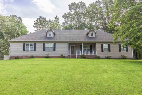 262 Countrywood Dr, Selmer, TN, 38375 | Card Image