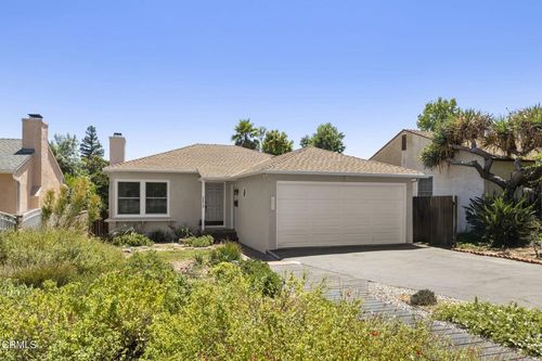 2578 New York Dr, Altadena, CA, 91001-3640 | Card Image