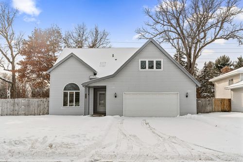 10440 Eagle Street Nw, Coon Rapids, MN, 55433 | Card Image