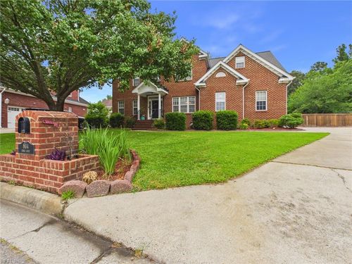 804 Chris Ct, Chesapeake, VA, 23322-4244 | Card Image