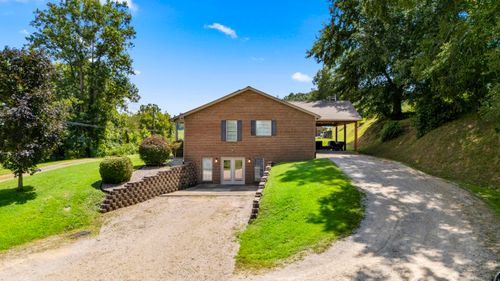 7934 Highway 460 E, West Liberty, KY, 41472-7525 | Card Image
