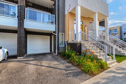 4-4 Visionary Ave, Kitchener, ON, N2R0R7 | Card Image