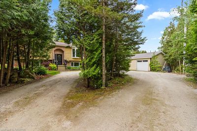 73 Corey Cres, House other with 3 bedrooms, 2 bathrooms and 7 parking in Tobermory ON | Image 1