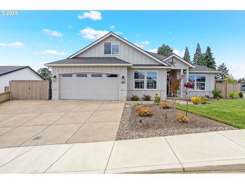 493 Nw Crater Lake Dr, Dallas, OR, 97338-9283 | Card Image