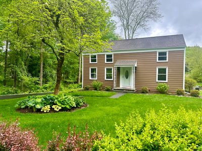 94 W Redding Road, House other with 3 bedrooms, 2 bathrooms and null parking in Danbury CT | Image 2