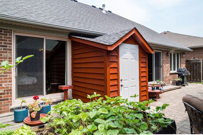 46 Giffin Rd, House other with 2 bedrooms, 3 bathrooms and 4 parking in Dundas ON | Image 31