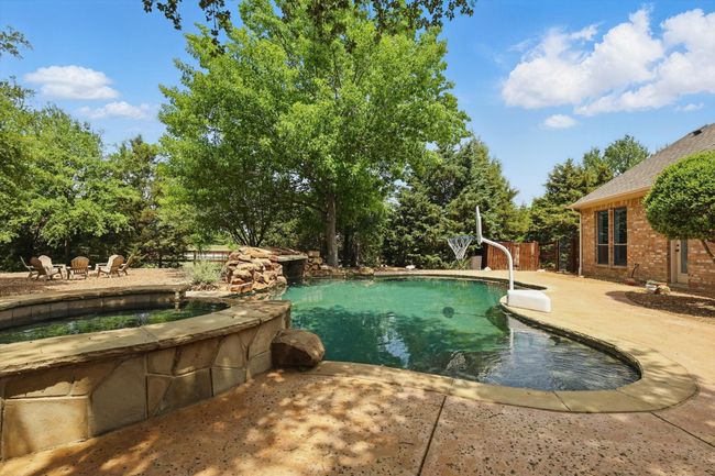 2204 Chipping Campden Rd, House other with 5 bedrooms, 4 bathrooms and null parking in Argyle TX | Image 4