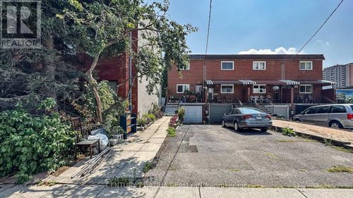 49 Noble St, Toronto, ON, M6K2C7 | Card Image