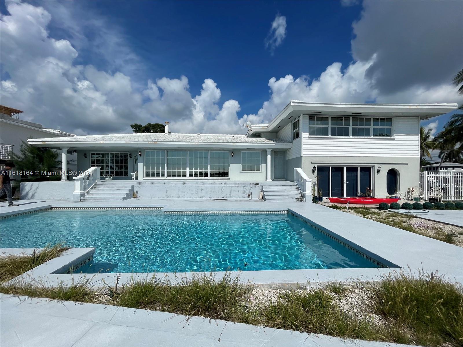 Bayshore Dr, Miami, FL 33161