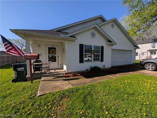 9552 Cloverleaf Rd, Windham, OH, 44288-1175 | Card Image