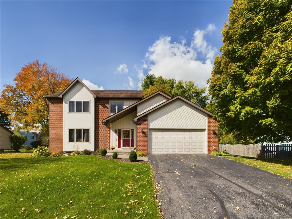 Hickory Ln, Cortland, NY 13045