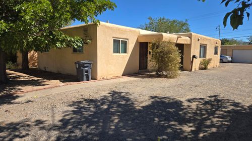 620 San Pedro Dr Se, Albuquerque, NM, 87108-3732 | Card Image