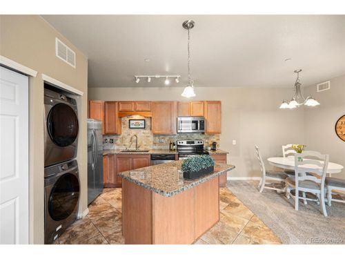 1-103-7212 S Blackhawk St, Englewood, CO, 80112-4005 | Card Image