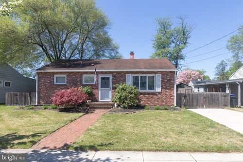 411 Illinois Ave, Delanco, NJ, 08075-5011 | Card Image
