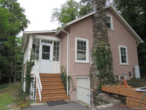 2 Owens Rd, Croton Falls, NY, 10519-7016 | Card Image