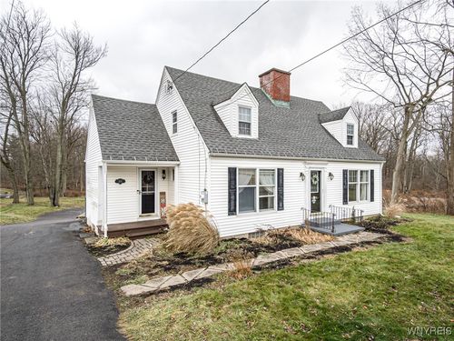 574 Harris Hill Road, Lancaster, NY, 14086 | Card Image