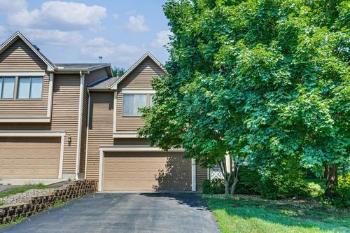4328 Thornhill Ln, Vadnais Heights, MN, 55127-3601 | Card Image