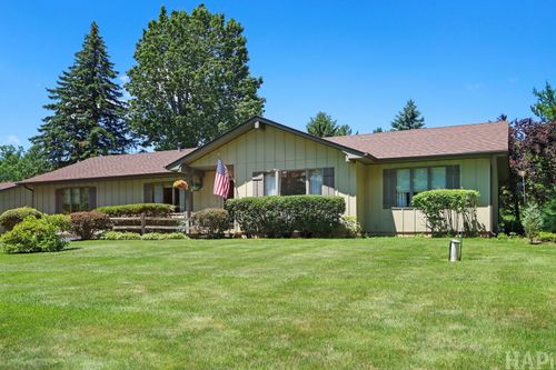1702 Breezy Lawn Rd, Spring Grove, IL, 60081-9651 | Card Image