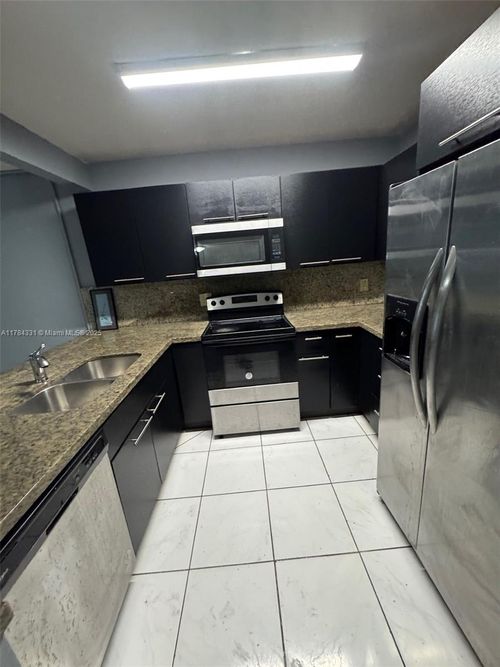 208-5955 Nw 25th Ct, Sunrise, FL, 33313-2228 | Card Image