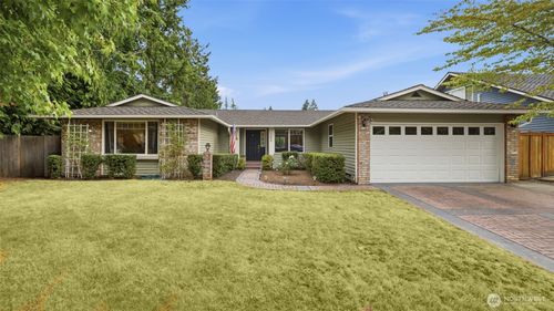 15824 Se 170th St, Renton, WA, 98058-8688 | Card Image