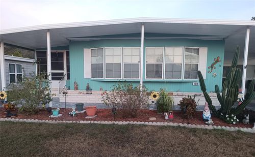 3318 Carnation Ln, ZEPHYRHILLS, FL, 33541-2421 | Card Image