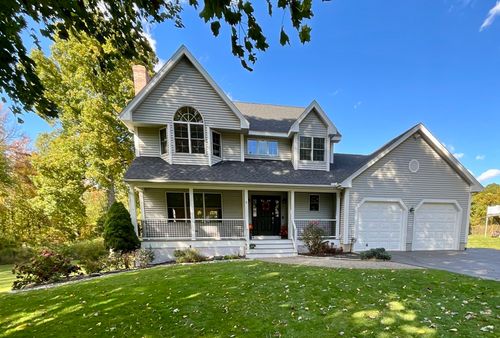 8 Anderson Ln, Grafton, MA, 01536 | Card Image