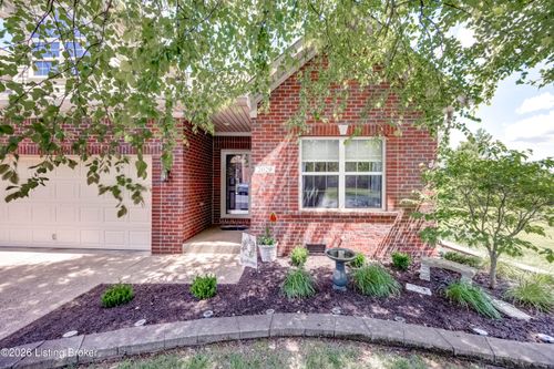 17-2029 Eagles Landing Dr, La Grange, KY, 40031-7581 | Card Image
