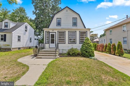 1857 Spruce St, Hamilton, NJ, 08610-2234 | Card Image