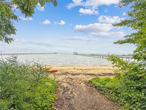 682 Bay Port Rd, Jamaica, VA, 23079-2048 | Card Image