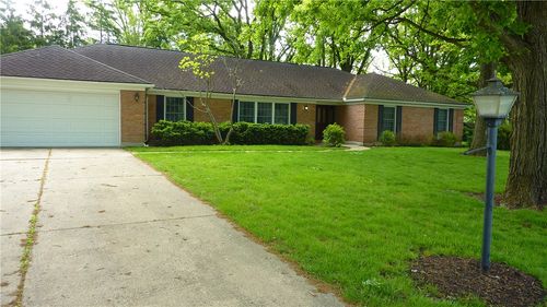 665 Dionne Ct, Washingtn Twp, OH, 45459-1609 | Card Image