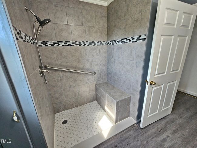 bath 3 c | Image 19