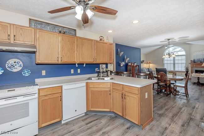 UNIT-6 - 7572 Monterey Bay Dr, Condo with 2 bedrooms, 2 bathrooms and null parking in Mentor-On-The-Lake OH | Image 21