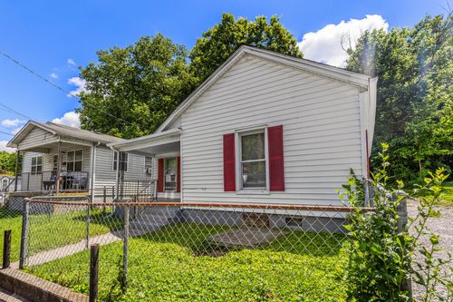 858 Lylesville St, Paris, KY, 40361-1321 | Card Image